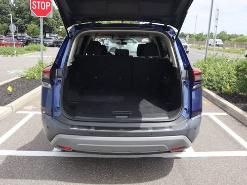 Certified 2022 Nissan Rogue SV AWD/4WD image 31