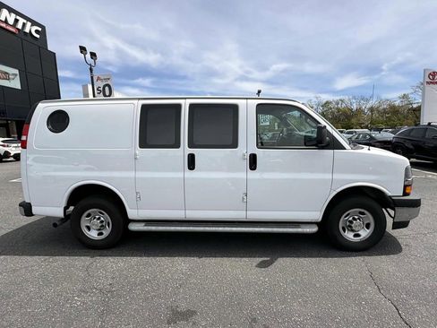 Used 2024 Chevrolet Express 2500 w/ Driver Convenience Package RWD image 32