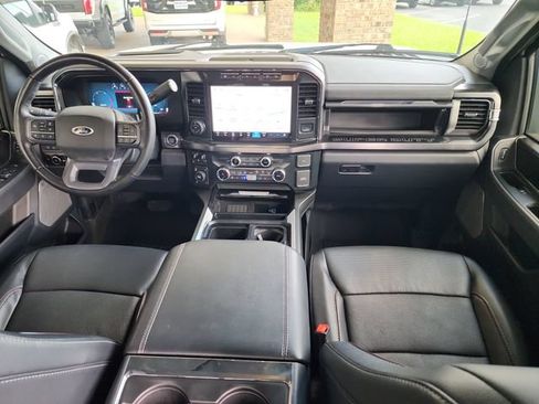 Used 2023 Ford F250 Lariat w/ Lariat Ultimate Package AWD/4WD image 16