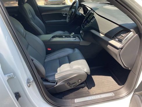 Used 2023 Volvo XC90 B6 Ultimate w/ Protection Package Premier AWD/4WD image 13