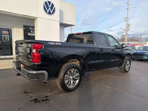 Used 2025 Chevrolet Silverado 1500 LT AWD/4WD image 5
