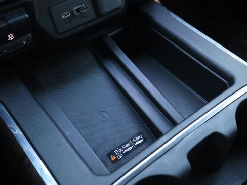 Certified 2020 GMC Sierra 1500 Denali w/ Denali Ultimate Package image 19