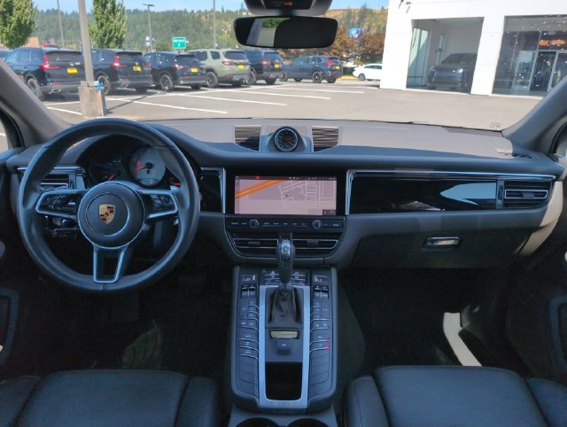Used 2020 Porsche Macan S AWD/4WD image 13