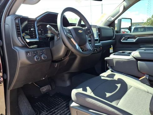 New 2025 Chevrolet Silverado 2500 LT w/ Safety Package image 18