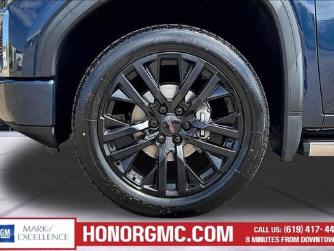 Used 2021 GMC Sierra 1500 Denali w/ Denali Ultimate Package AWD/4WD image 34