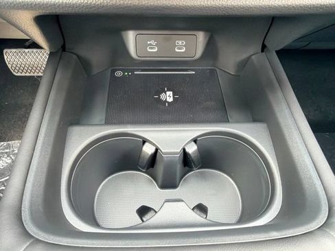 New 2027 Honda HR-V LX image 17