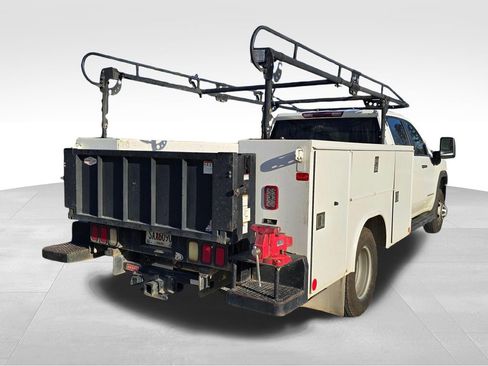 Used 2023 GMC Sierra 3500 Pro w/ Convenience Package image 12