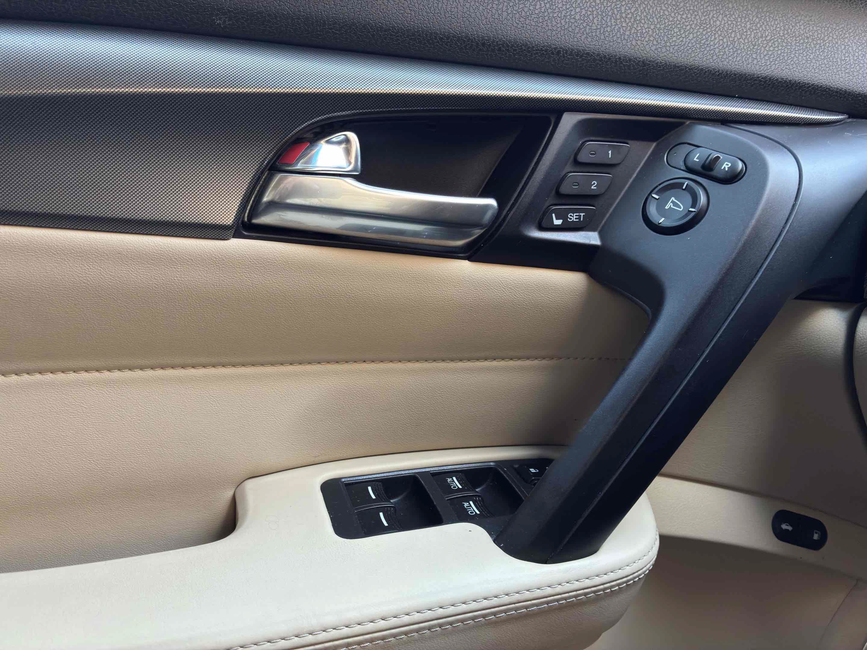 Used 2014 Acura TL w/ Technology Package FWD image 32