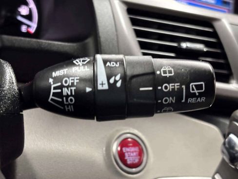 Used 2016 Honda Odyssey SE image 34