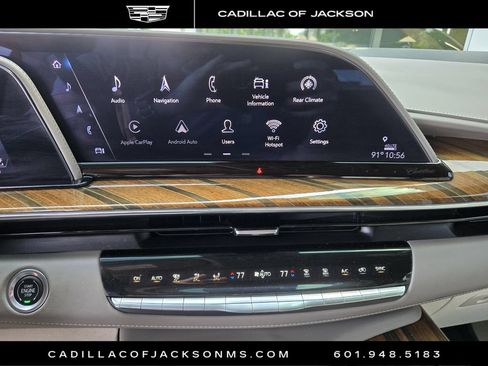Used 2022 Cadillac Escalade Sport Platinum AWD/4WD image 3