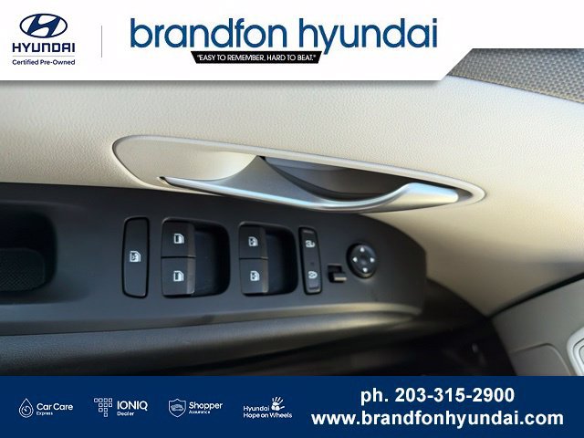 Certified 2023 Hyundai Tucson SEL w/ Winter Package AWD/4WD image 13