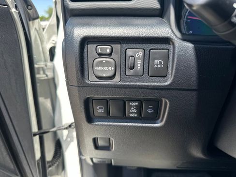 Used 2022 Toyota 4Runner TRD Sport AWD/4WD image 13