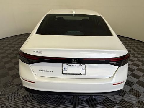 Used 2023 Honda Accord EX image 5