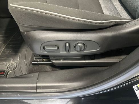 Used 2022 Chevrolet TrailBlazer LT w/ Convenience Package image 30