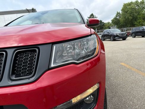 Used 2021 Jeep Compass Latitude AWD/4WD image 11