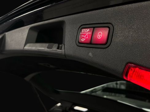 Used 2016 Mercedes-Benz E 350 4MATIC Wagon image 34