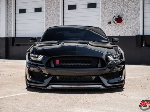 Used 2017 Ford Mustang Shelby GT350 w/ Electronics Package RWD image 16