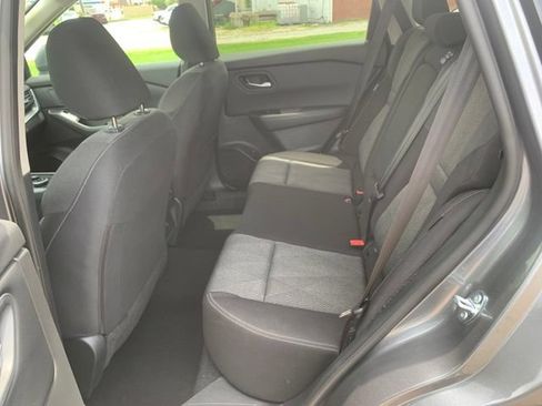 Used 2025 Nissan Rogue SV AWD/4WD image 23