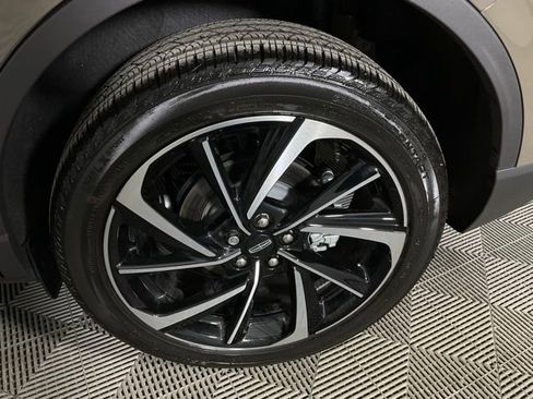 Used 2025 Lincoln Corsair Reserve image 42