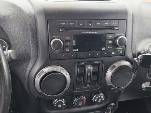 Used 2014 Jeep Wrangler Unlimited Sport w/ Quick Order Package 24S image 6