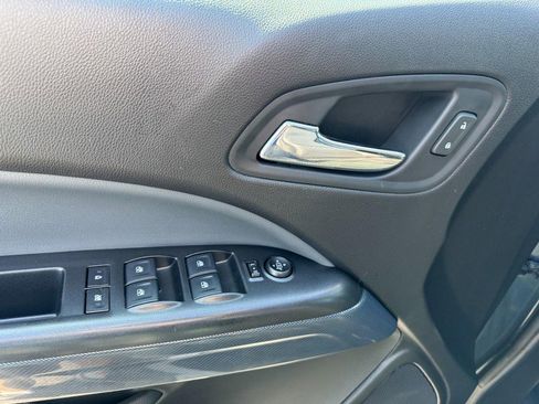 Used 2019 Chevrolet Colorado Z71 AWD/4WD image 15