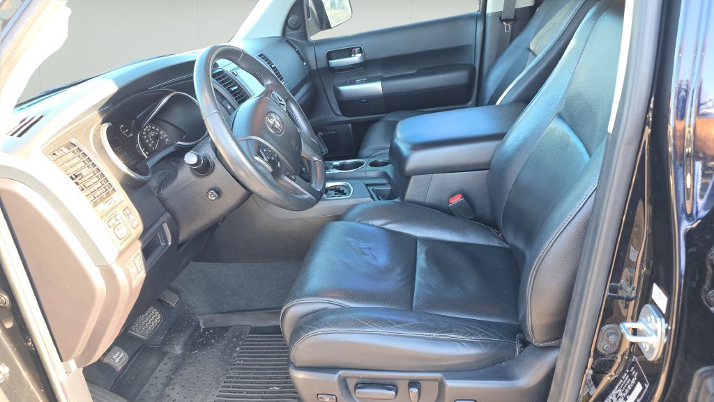 Used 2021 Toyota Sequoia Nightshade w/ Safety & Convenience Package AWD/4WD image 15