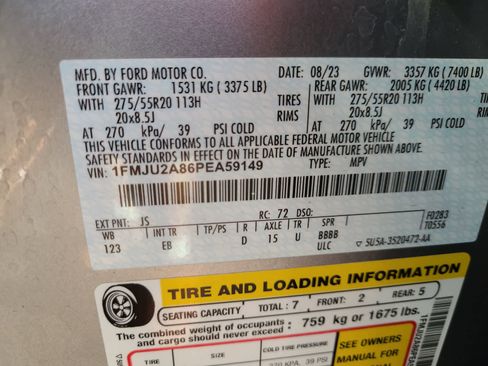 Used 2023 Ford Expedition Limited image 29