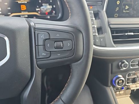 Used 2024 GMC Yukon AT4 w/ Technology Package AWD/4WD image 24