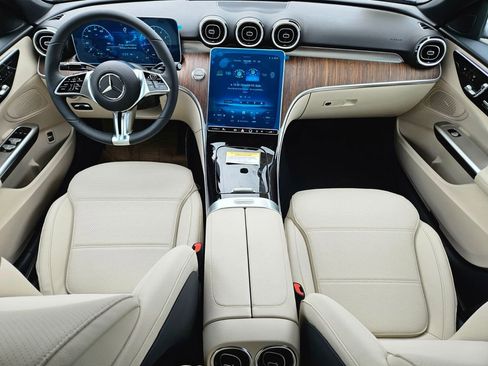New 2026 Mercedes-Benz C 300 4MATIC Sedan image 10