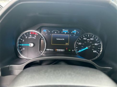 Certified 2017 Ford F450 Platinum w/ Platinum Ultimate Package image 16