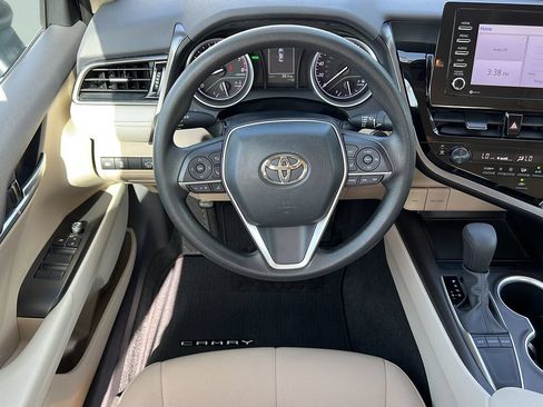 Used 2023 Toyota Camry LE w/ Convenience Package FWD image 11