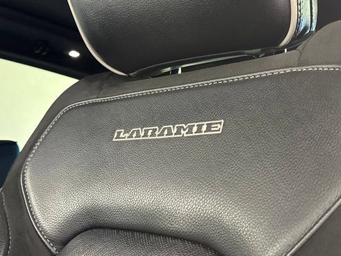 Used 2019 RAM 1500 Laramie AWD/4WD image 29