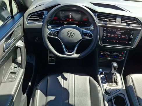 Used 2024 Volkswagen Tiguan SE R-Line AWD/4WD image 11