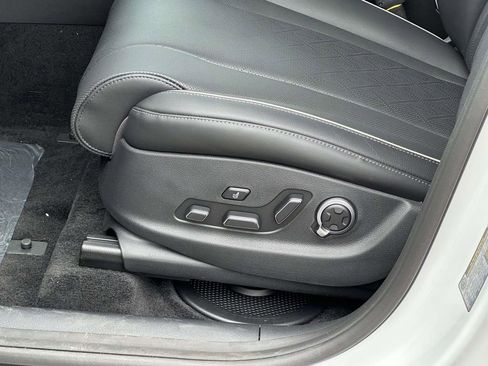 New 2026 Genesis GV80 2.5T Prestige AWD/4WD image 15