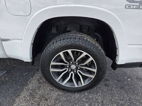 Used 2025 RAM 1500 Limited w/ Off Road Group AWD/4WD image 25