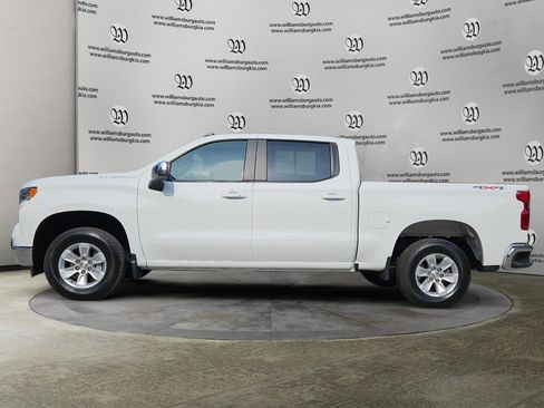 Used 2025 Chevrolet Silverado 1500 LT image 2