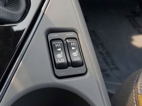 Used 2025 Subaru Crosstrek 2.5i Sport w/ Popular Package #4A image 33