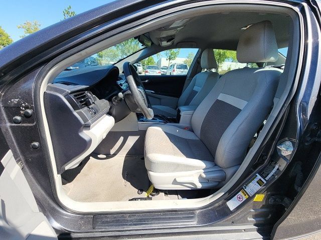 Used 2012 Toyota Camry LE FWD image 22