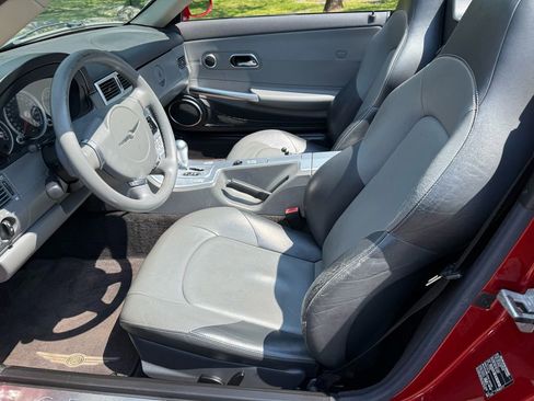 Used 2005 Chrysler Crossfire Limited RWD image 15