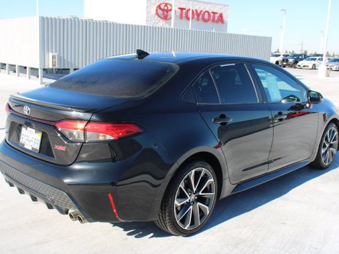 Certified 2021 Toyota Corolla XSE image 3