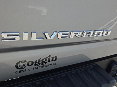 Used 2025 Chevrolet Silverado 2500 LT AWD/4WD image 31