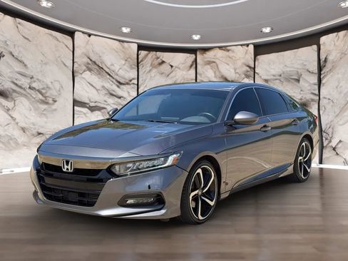 Used 2018 Honda Accord Sport image 2