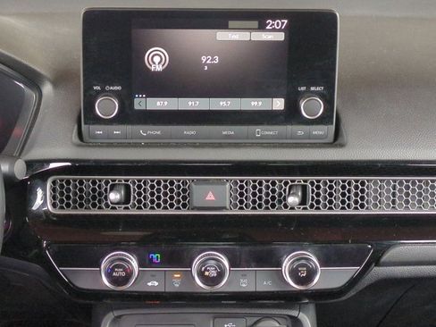 Used 2022 Honda Civic Sport image 14