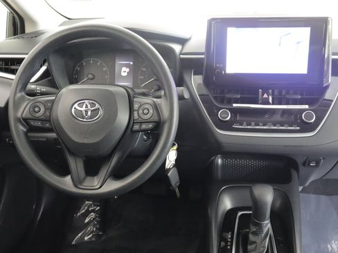 Used 2023 Toyota Corolla LE w/ Carpet Mat Package (TMS) FWD image 2