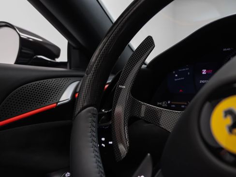Certified 2025 Ferrari Roma Spider RWD image 49