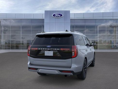 New 2026 Ford Expedition Platinum w/ Driver's Package AWD/4WD image 10