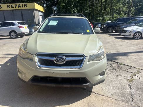 Used 2014 Subaru Crosstrek 2.0i Premium w/ Moonroof Package AWD/4WD image 3
