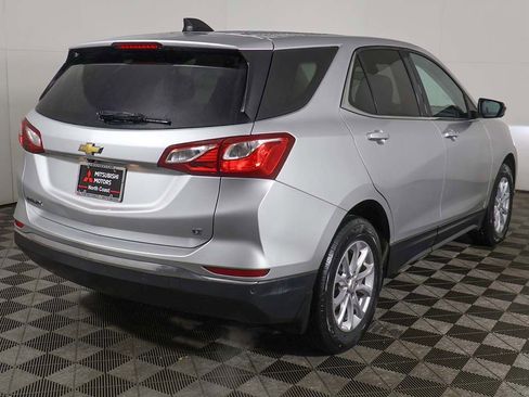 Used 2020 Chevrolet Equinox LT w/ Driver Convenience Package image 9