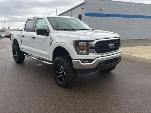 Used 2023 Ford F150 XLT w/ Equipment Group 301A Mid AWD/4WD image 7