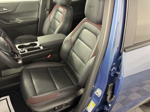 Used 2025 Chevrolet Equinox RS w/ Convenience Package III image 14